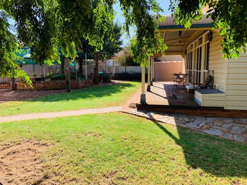 135 Bathurst Street, Condobolin NSW 2877