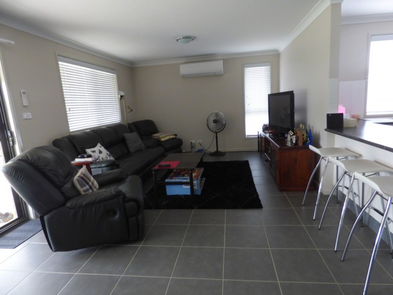 8 John Girdham Place, Forbes NSW 2871