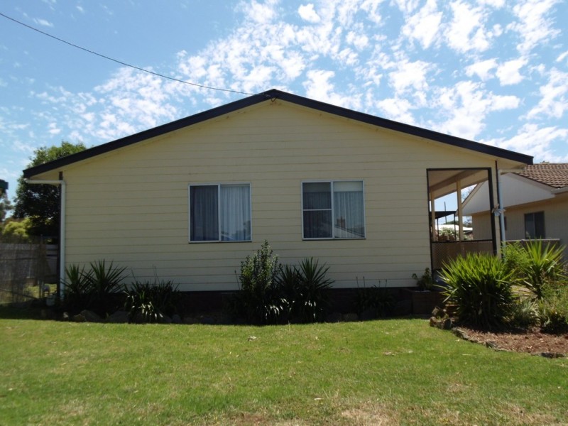 22 Captain Wilson Ave, Parkes NSW 2870