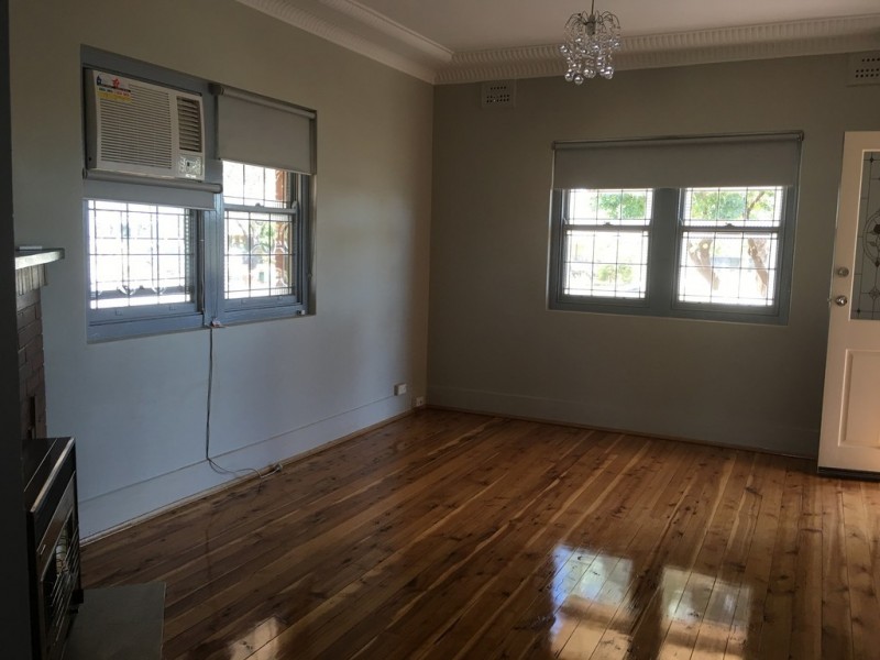 41 Boori Street, Peak Hill NSW 2869