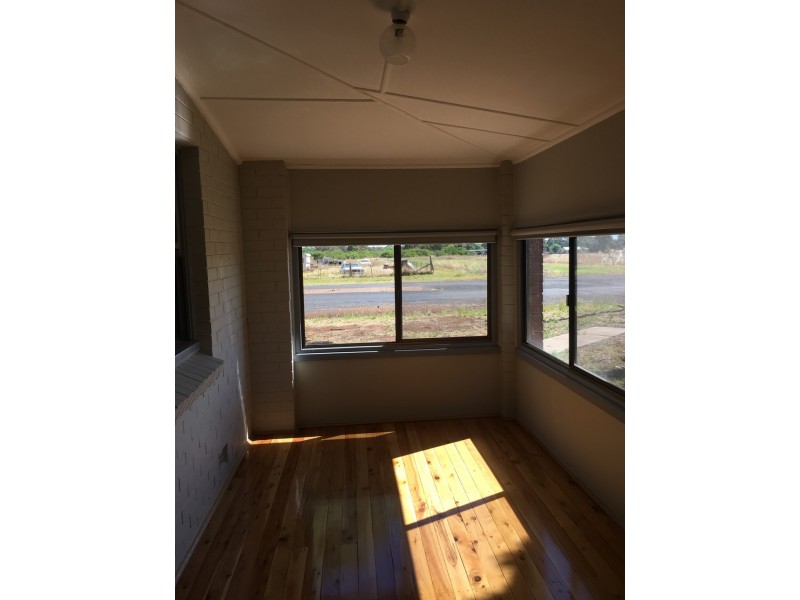 41 Boori Street, Peak Hill NSW 2869