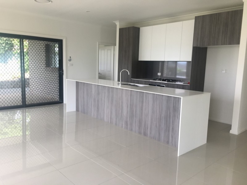 35 Medlyn Street, Parkes NSW 2870