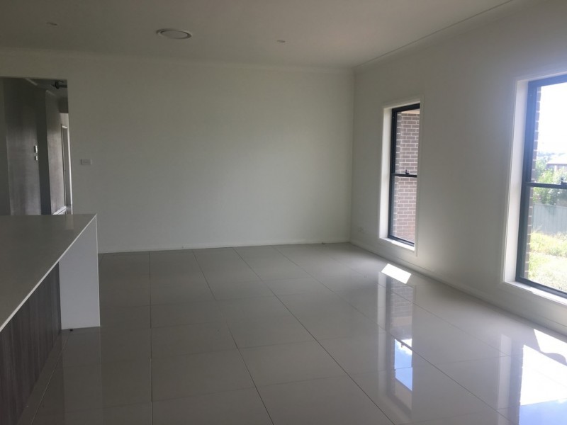 35 Medlyn Street, Parkes NSW 2870