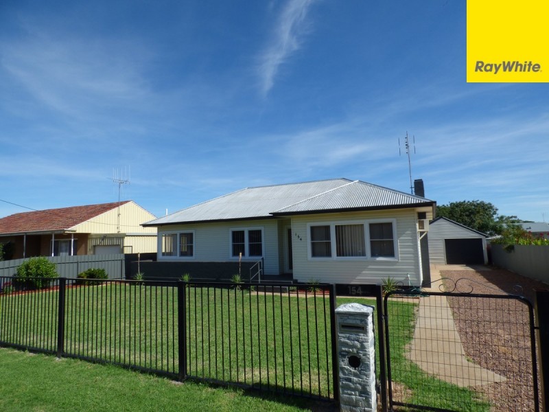 154 Farnell Street, Forbes NSW 2871