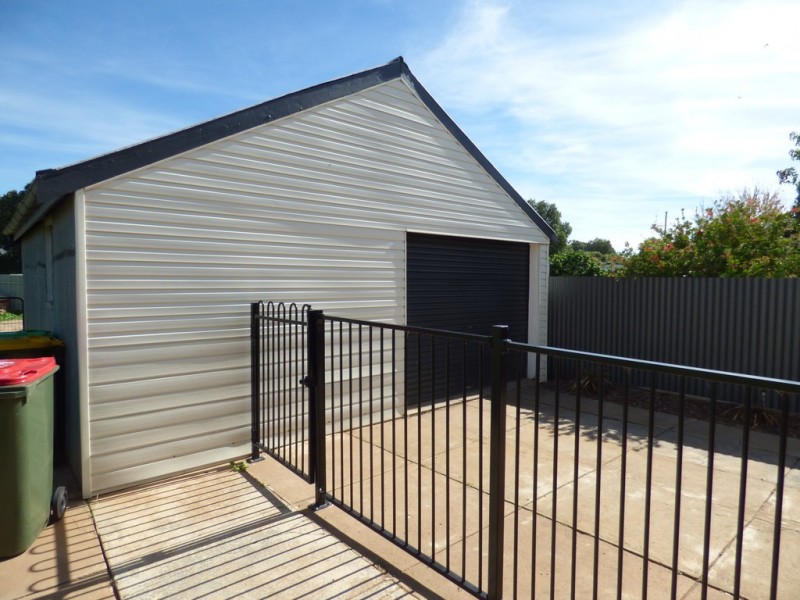 154 Farnell Street, Forbes NSW 2871
