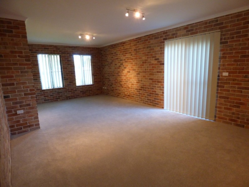 140 Farnell Street, Forbes NSW 2871