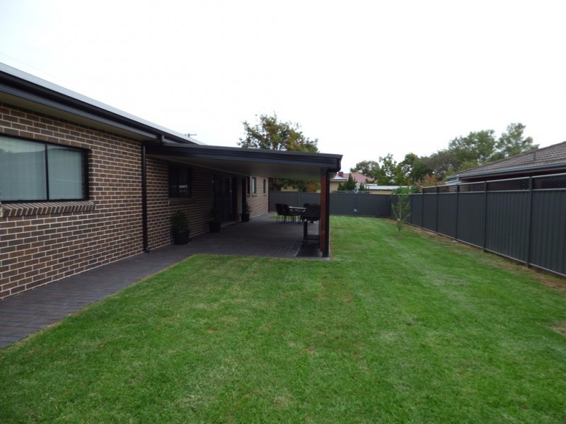 140 Farnell Street, Forbes NSW 2871