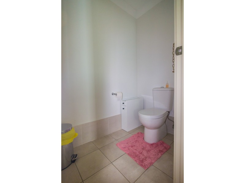 12 Mossgiel Close, Parkes NSW 2870