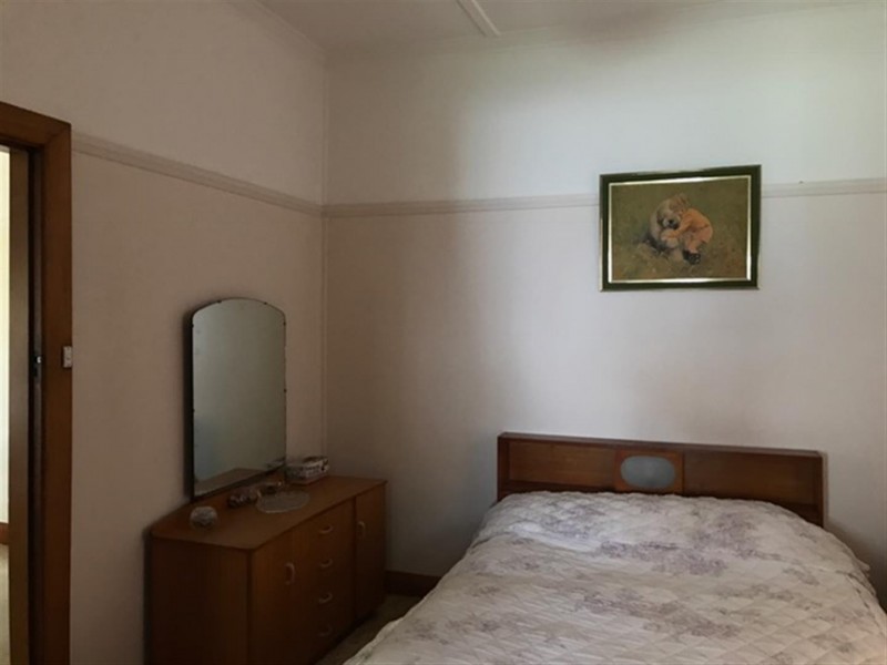 133 Currajong Street, Parkes NSW 2870