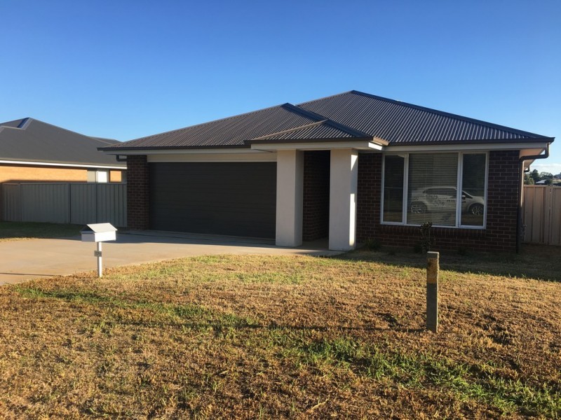 171 Condobolin Road, Parkes NSW 2870