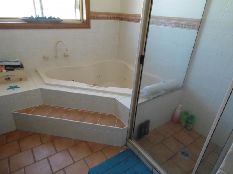 6 Coolabah Drive, Parkes NSW 2870