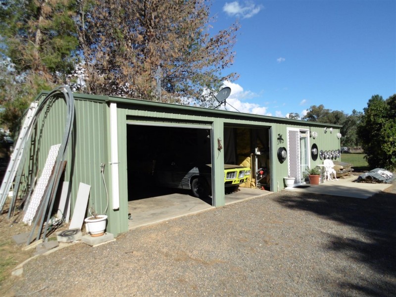 6 Coolabah Drive, Parkes NSW 2870