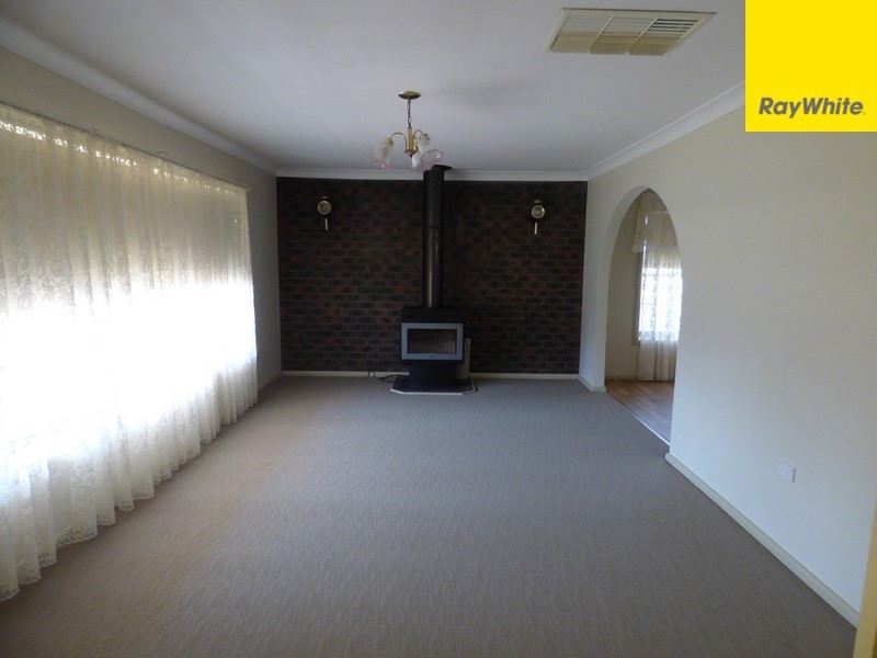 11527 The Escort Way, Forbes NSW 2871