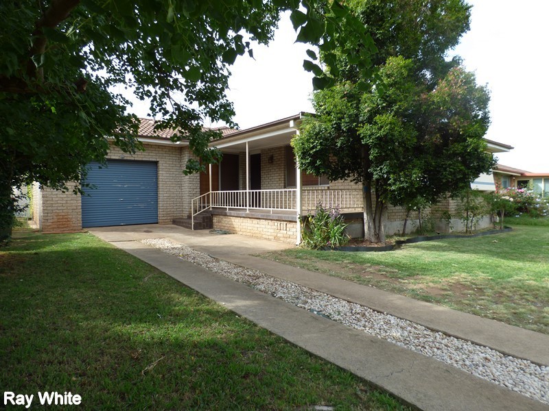 19 Belah Street, Forbes NSW 2871