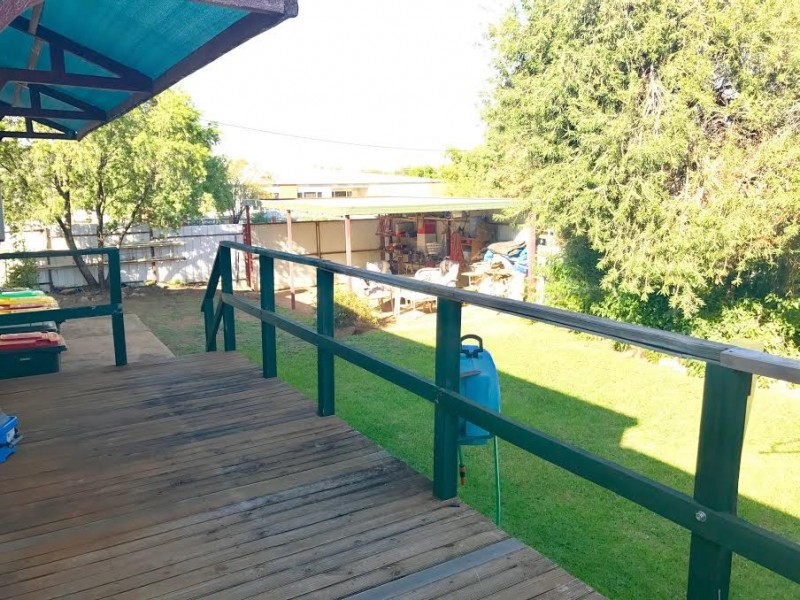 28 Bushman Street, Parkes NSW 2870