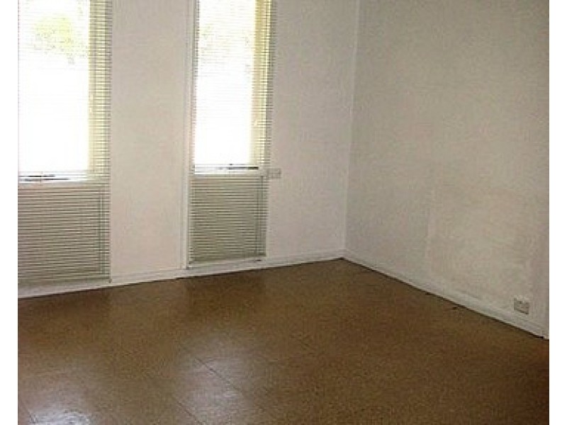 16 Leiferman Street, Condobolin NSW 2877