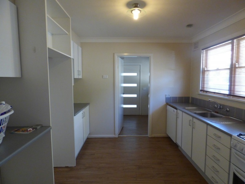 9 Berkley, Forbes NSW 2871