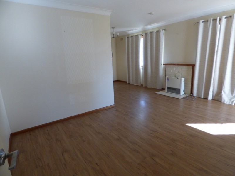 9 Berkley, Forbes NSW 2871