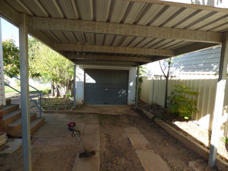 9 Berkley, Forbes NSW 2871