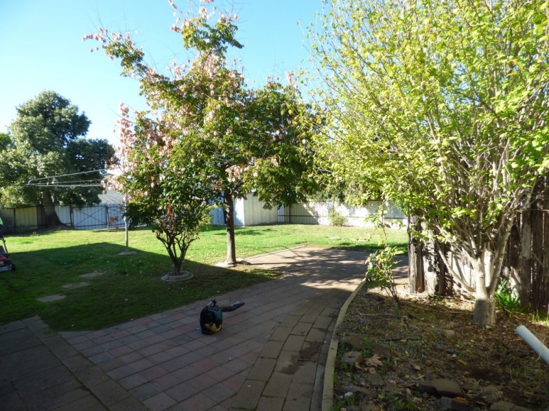 9 Berkley, Forbes NSW 2871