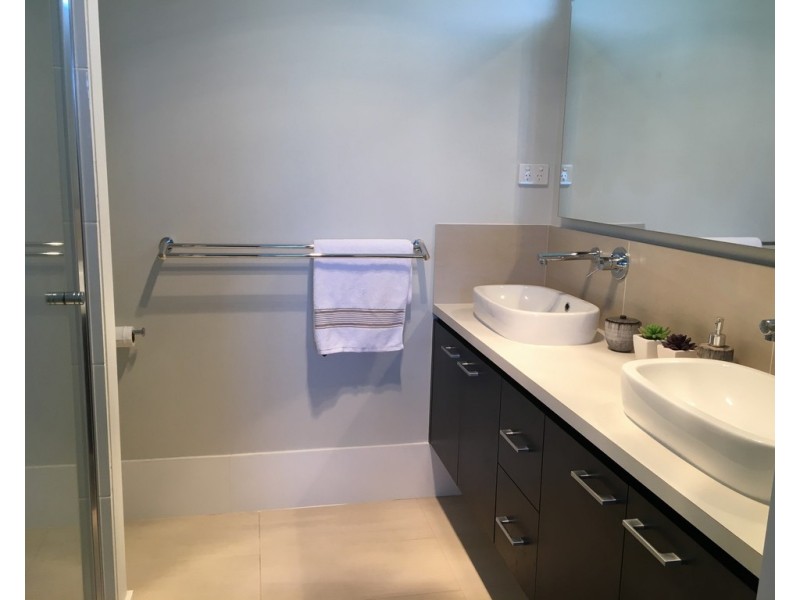 11 Hydrangea Avenue, Parkes NSW 2870