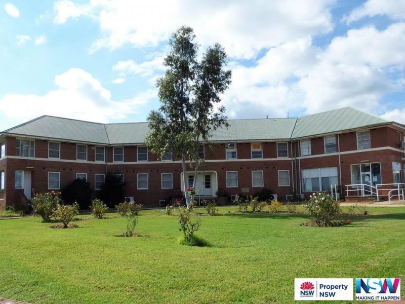 2 Elgin Street, Forbes NSW 2871