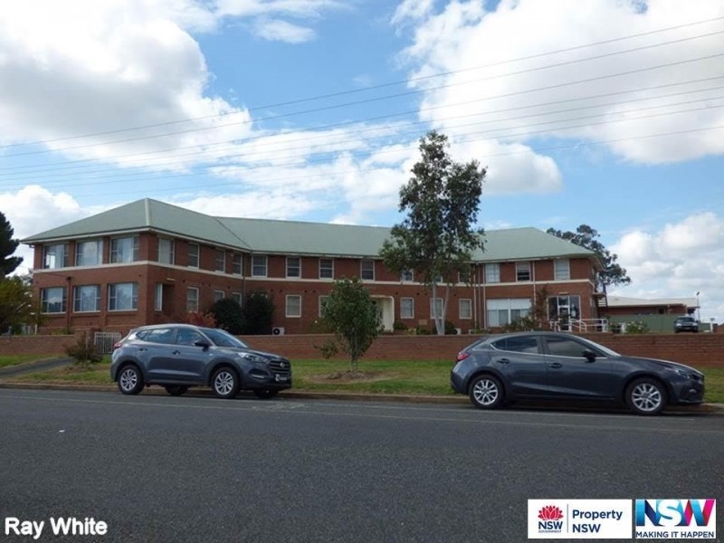 2 Elgin Street, Forbes NSW 2871