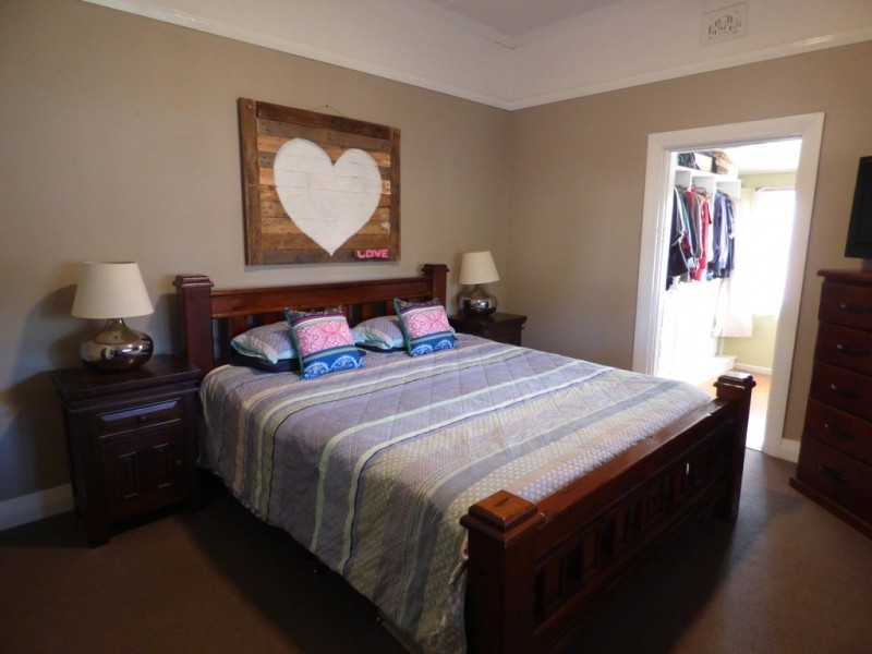 35 Clement Street, Forbes NSW 2871