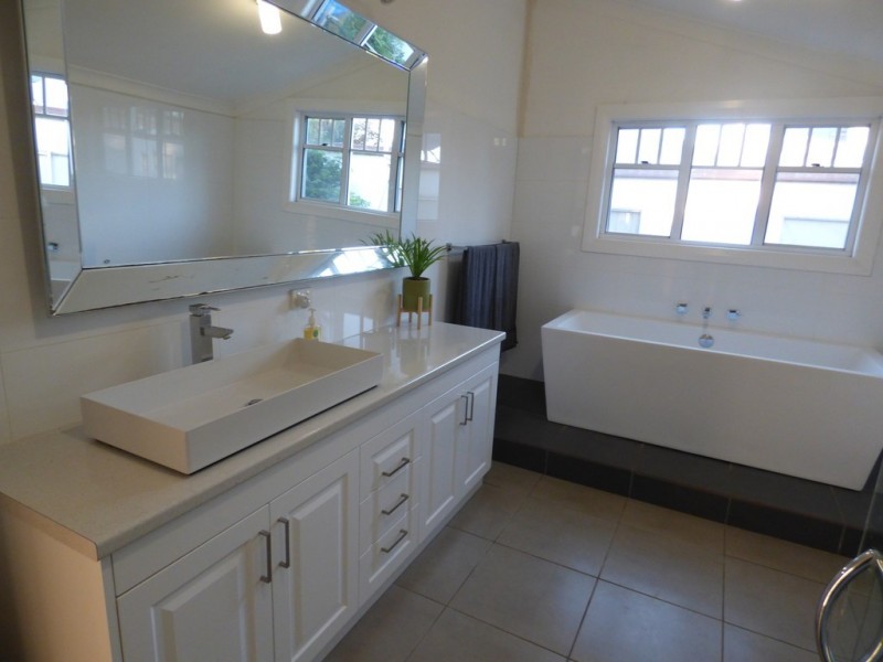 35 Clement Street, Forbes NSW 2871