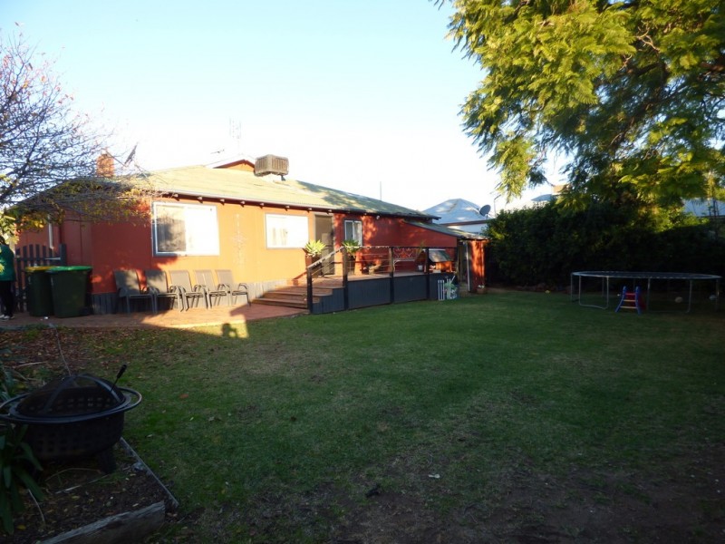 35 Clement Street, Forbes NSW 2871