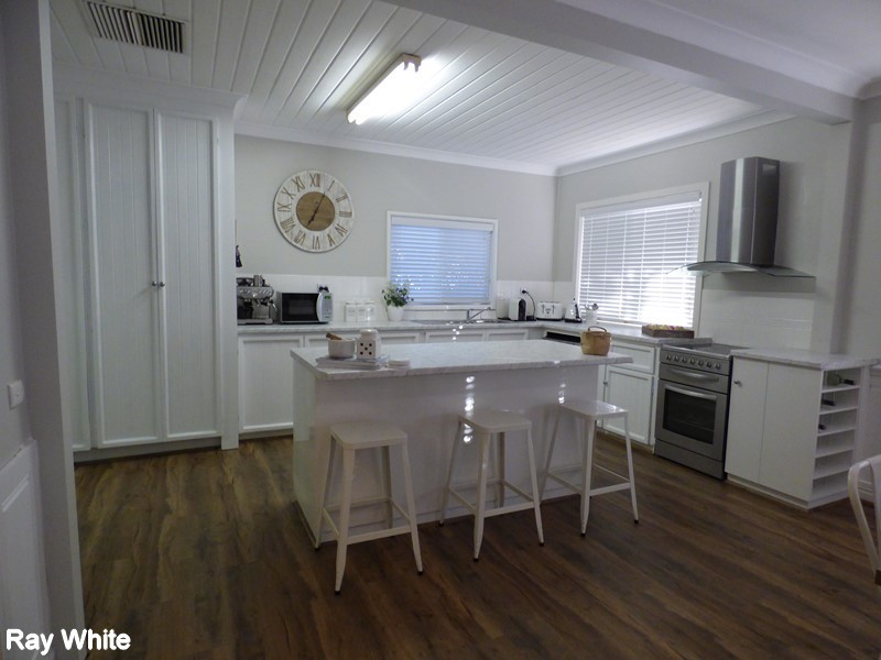 60 Flint Street, Forbes NSW 2871