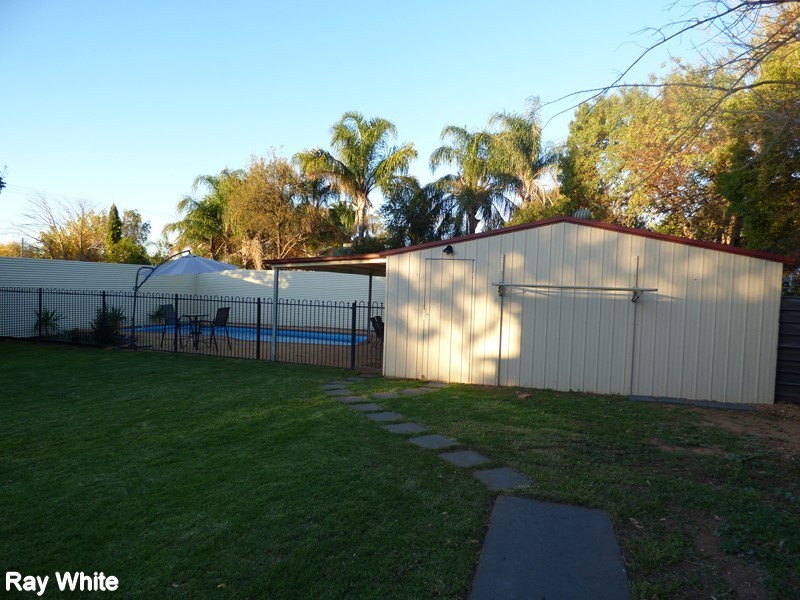 60 Flint Street, Forbes NSW 2871