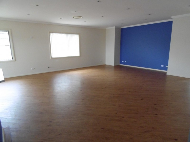 9 Koala Place, Parkes NSW 2870