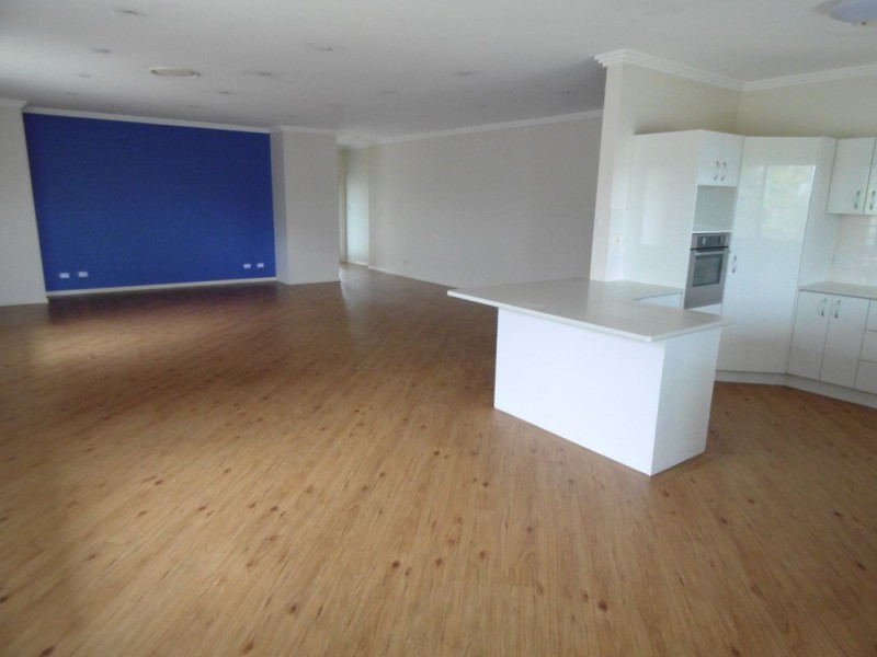 9 Koala Place, Parkes NSW 2870