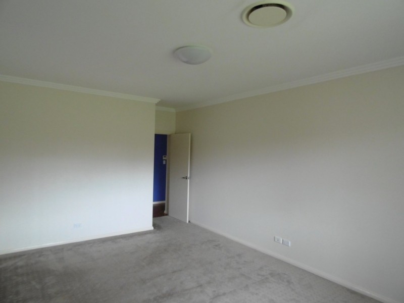 9 Koala Place, Parkes NSW 2870