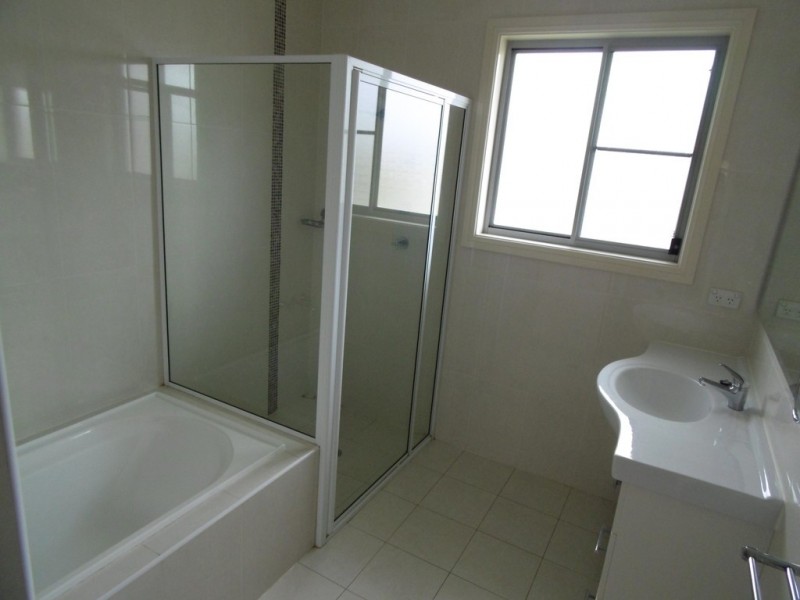 9 Koala Place, Parkes NSW 2870