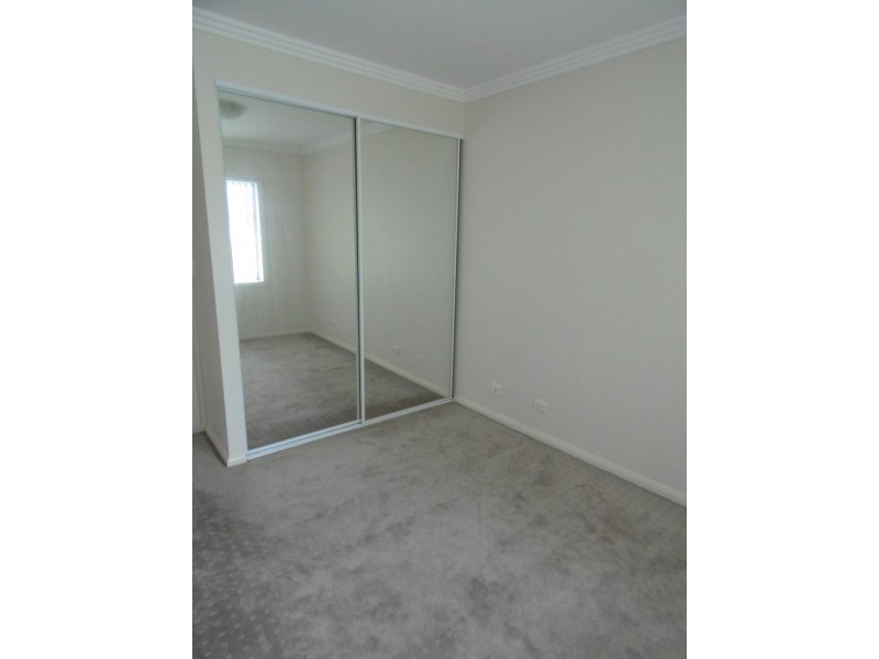 9 Koala Place, Parkes NSW 2870