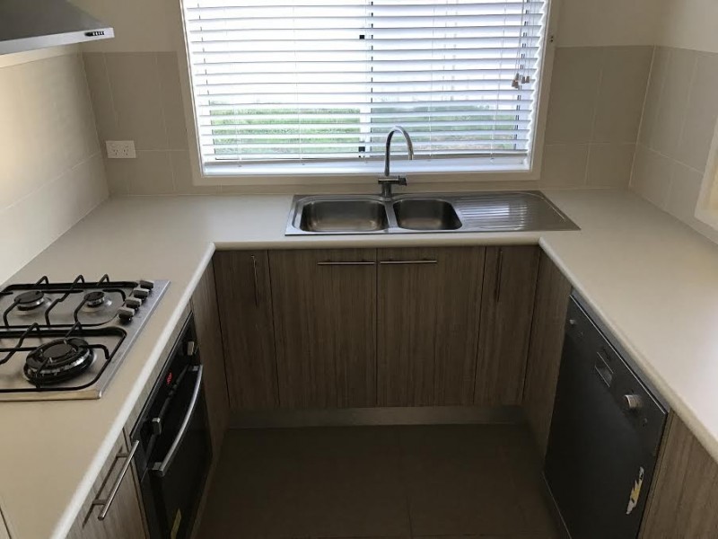 14 Rosewood Ave, Parkes NSW 2870