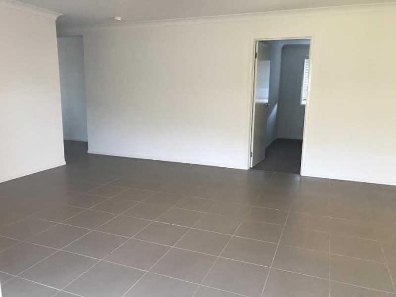 14 Rosewood Ave, Parkes NSW 2870