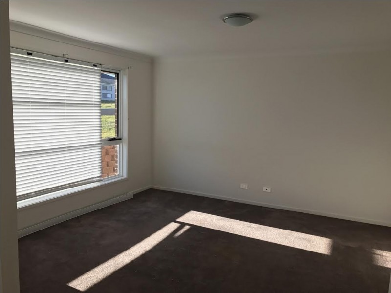 14 Rosewood Ave, Parkes NSW 2870