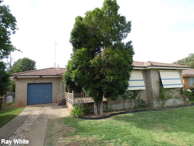 19 Belah Street, Forbes NSW 2871