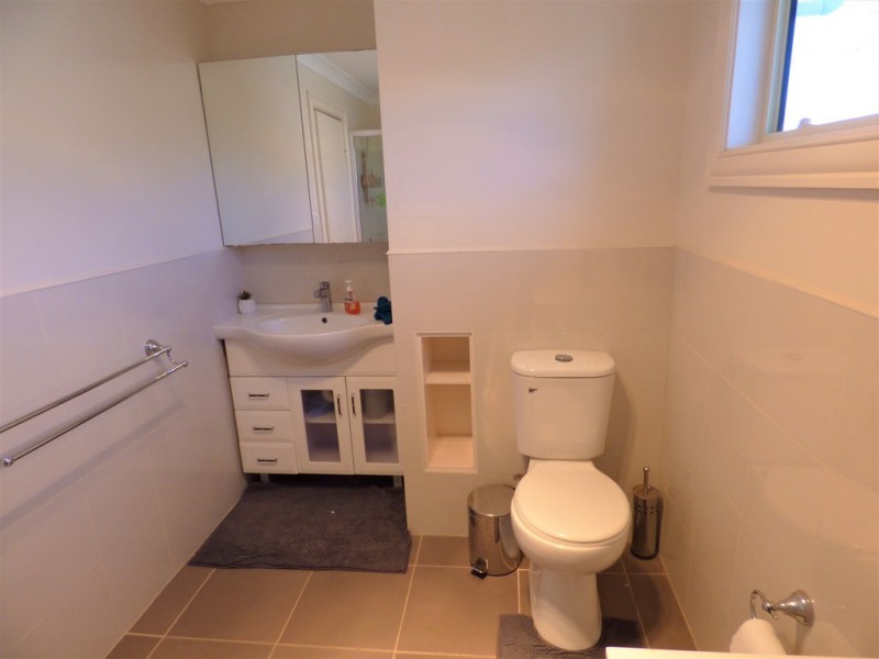 8 Elliot Street, Forbes NSW 2871