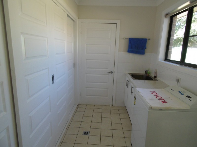 53 Medlyn Street, Parkes NSW 2870