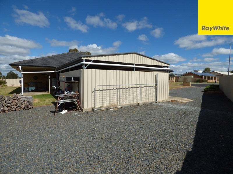 20 Powter Street, Forbes NSW 2871