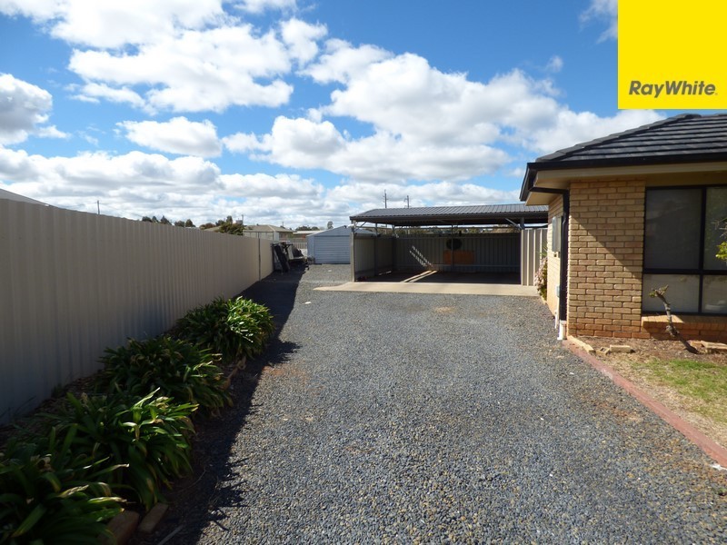 20 Powter Street, Forbes NSW 2871
