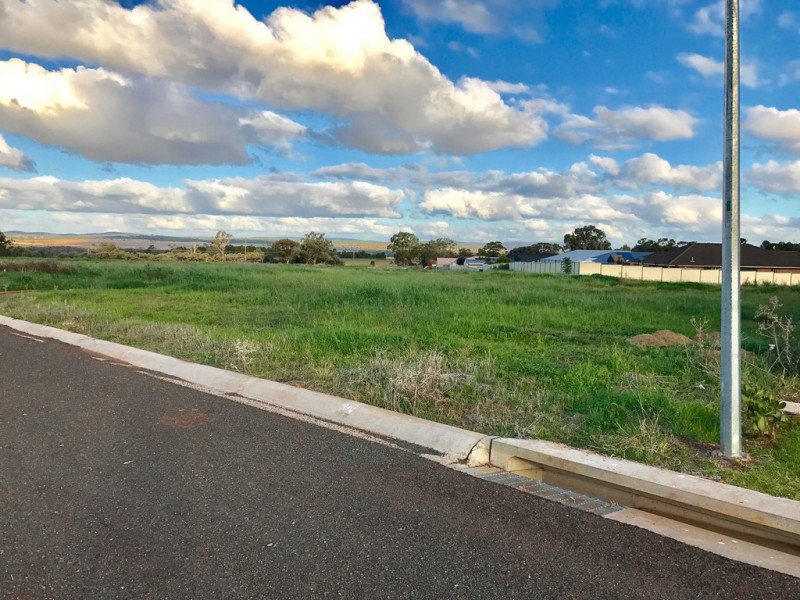 Lot 18 Camellia Pde, Parkes NSW 2870