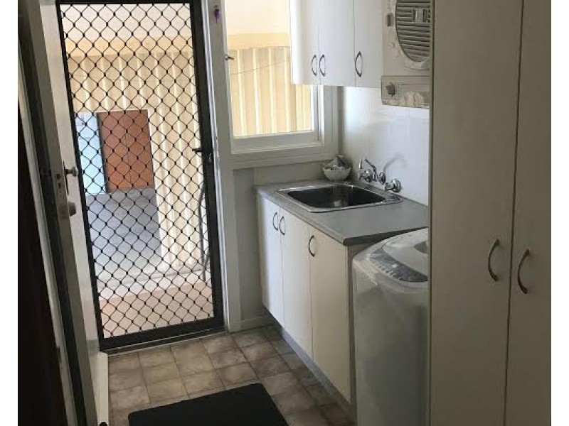 7 Best Street, Parkes NSW 2870