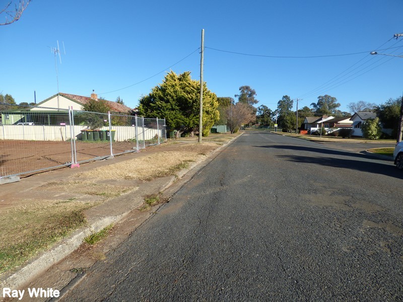 8 Woods Street, Forbes NSW 2871