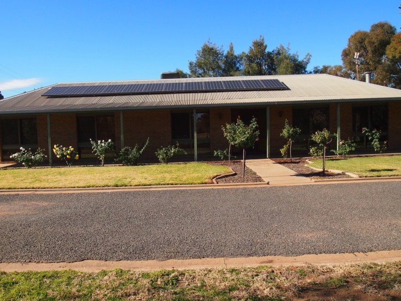 10 Rogers Street, Condobolin NSW 2877