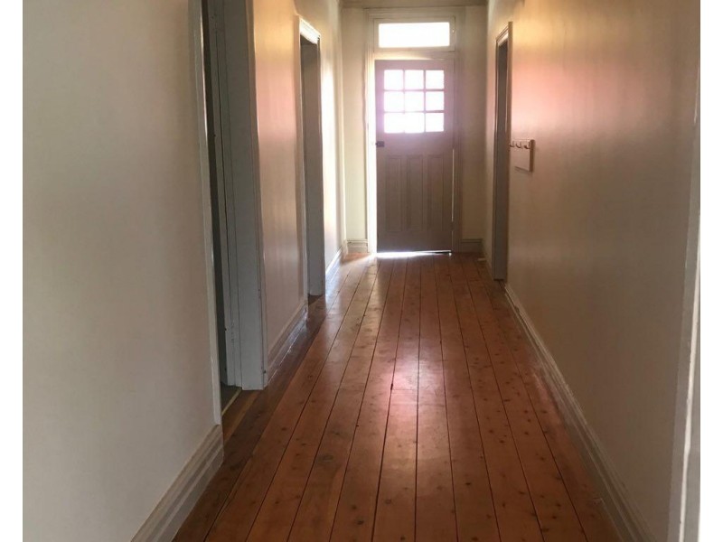 23 Victoria Street, Parkes NSW 2870